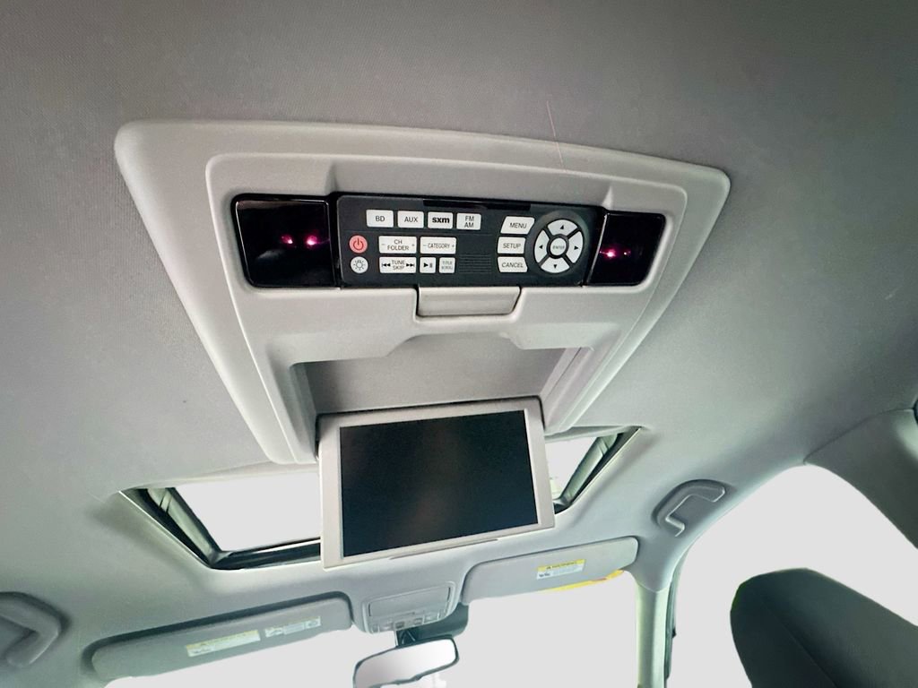 Used 2016 Honda Pilot Touring image 39