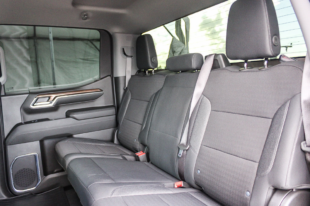 Used 2024 Chevrolet Silverado 1500 LT AWD/4WD image 19