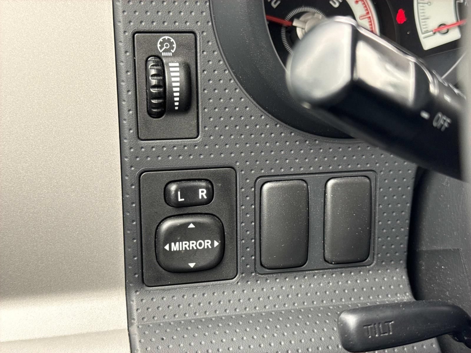 Used 2007 Toyota FJ Cruiser 4WD image 19