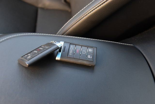 Used 2016 Chevrolet Corvette Stingray Coupe w/ Carbon Flash Badge Package image 38