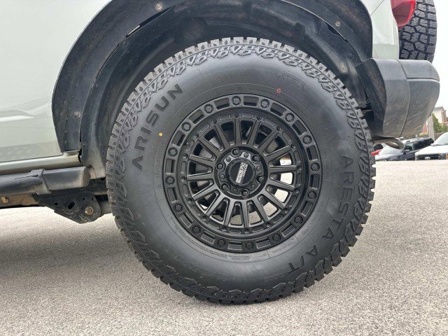 Used 2021 Ford Bronco Black Diamond AWD/4WD image 19