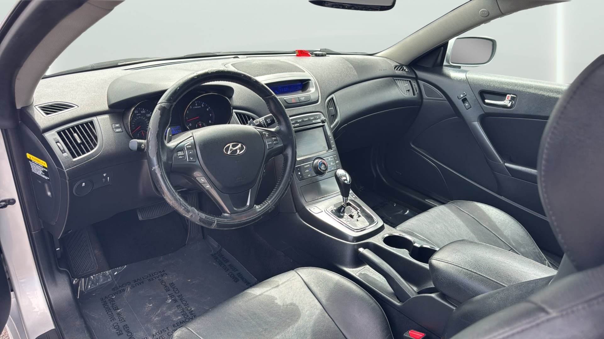 Used 2011 Hyundai Genesis 3.8 RWD image 14