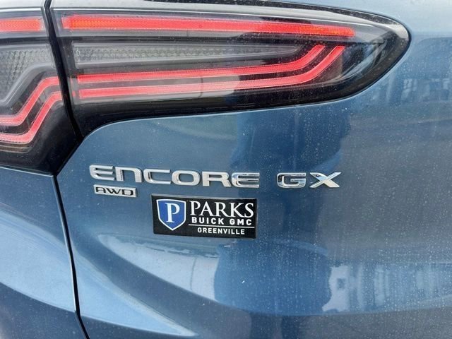 Used 2024 Buick Encore GX Avenir image 13