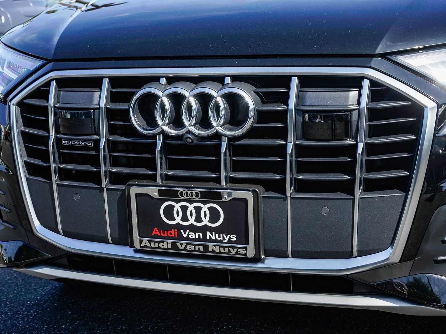 Used 2023 Audi Q7 Premium Plus w/ Premium Plus Package image 8