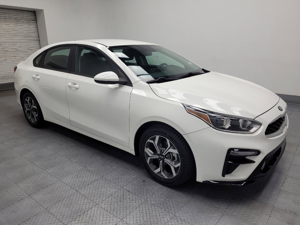 Used 2020 Kia Forte LXS FWD image 11