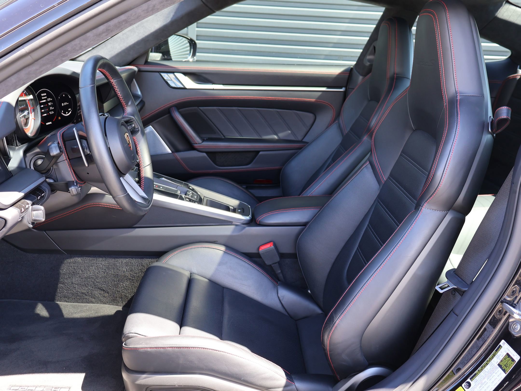 Certified 2021 Porsche 911 Turbo S image 5