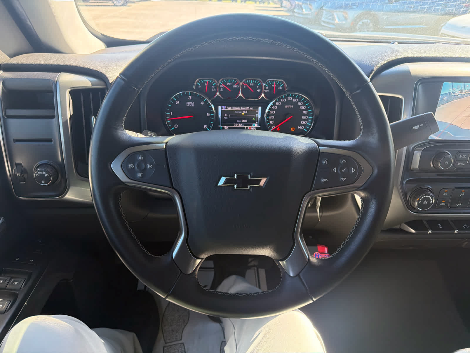 Used 2019 Chevrolet Silverado 1500 LT RWD image 17