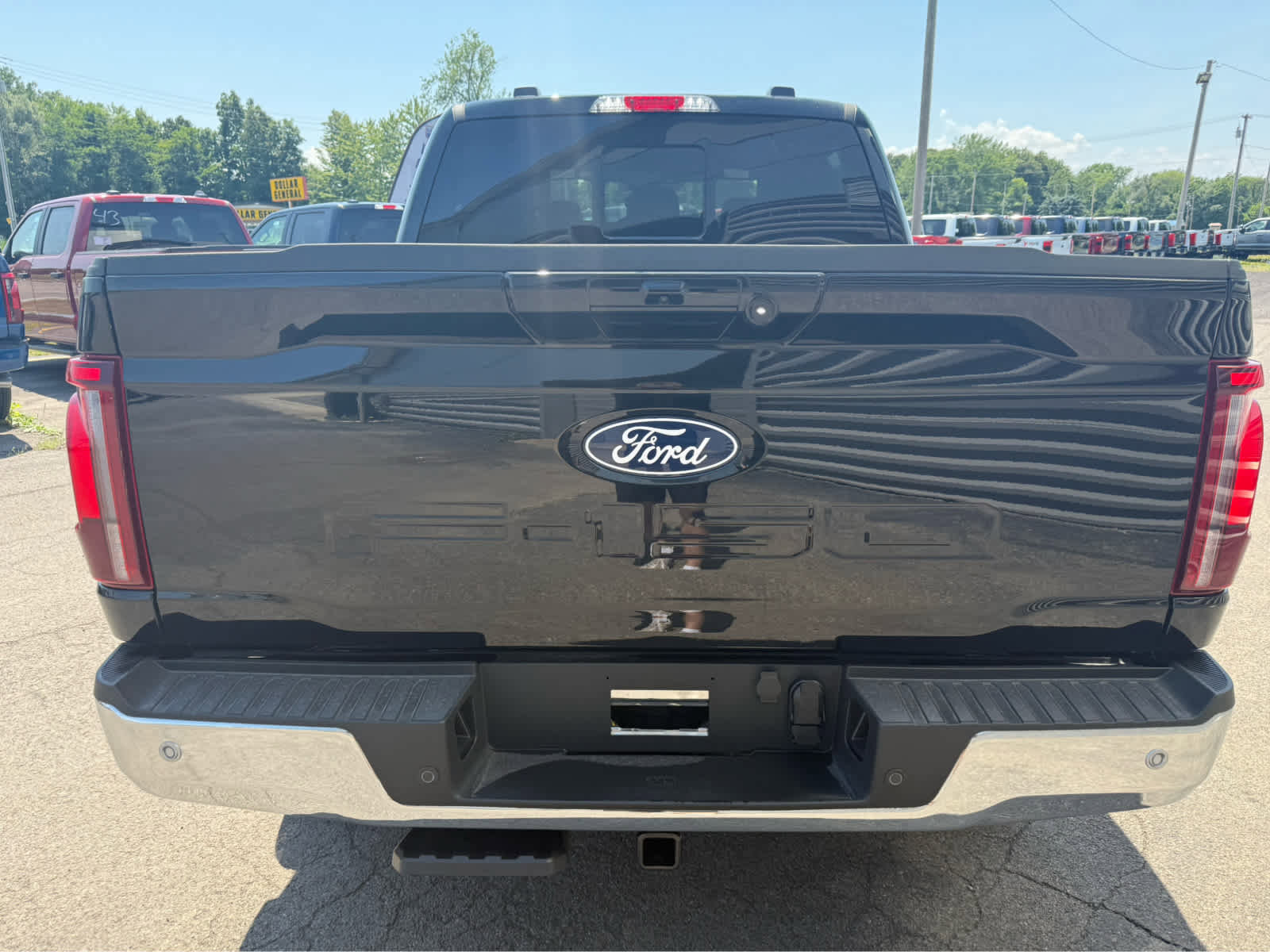 New 2025 Ford F150 Lariat w/ Equipment Group 501A Mid image 8