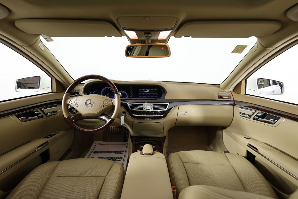 Used 2013 Mercedes-Benz S 550 4MATIC image 28