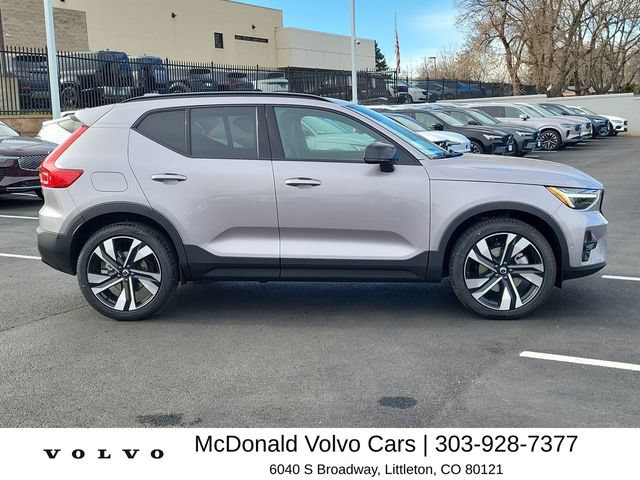 New 2026 Volvo XC40 B5 Ultra w/ Climate Package AWD/4WD image 6