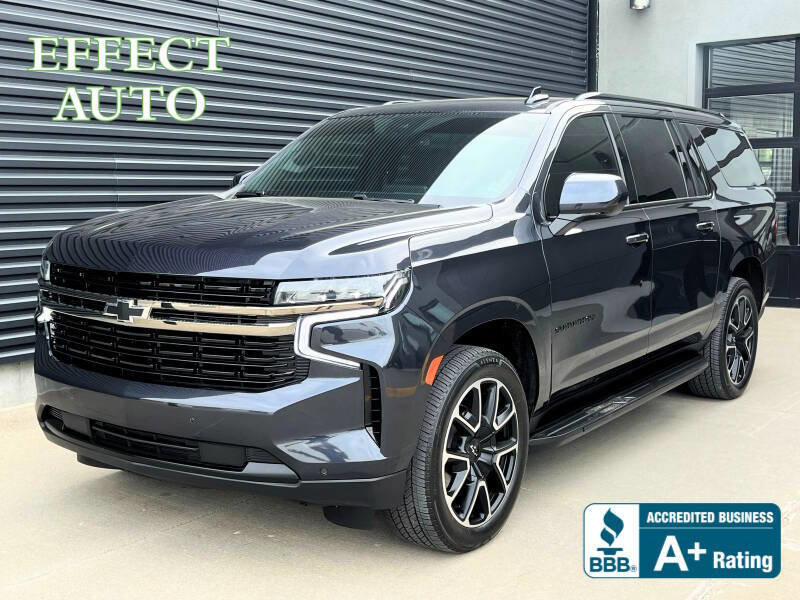 Used 2023 Chevrolet Suburban RST w/ Sport Performance Package AWD/4WD image 1