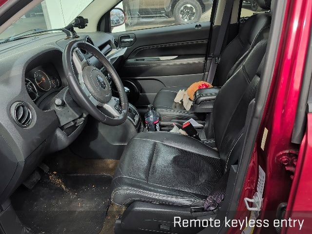 Used 2016 Jeep Compass High Altitude image 9