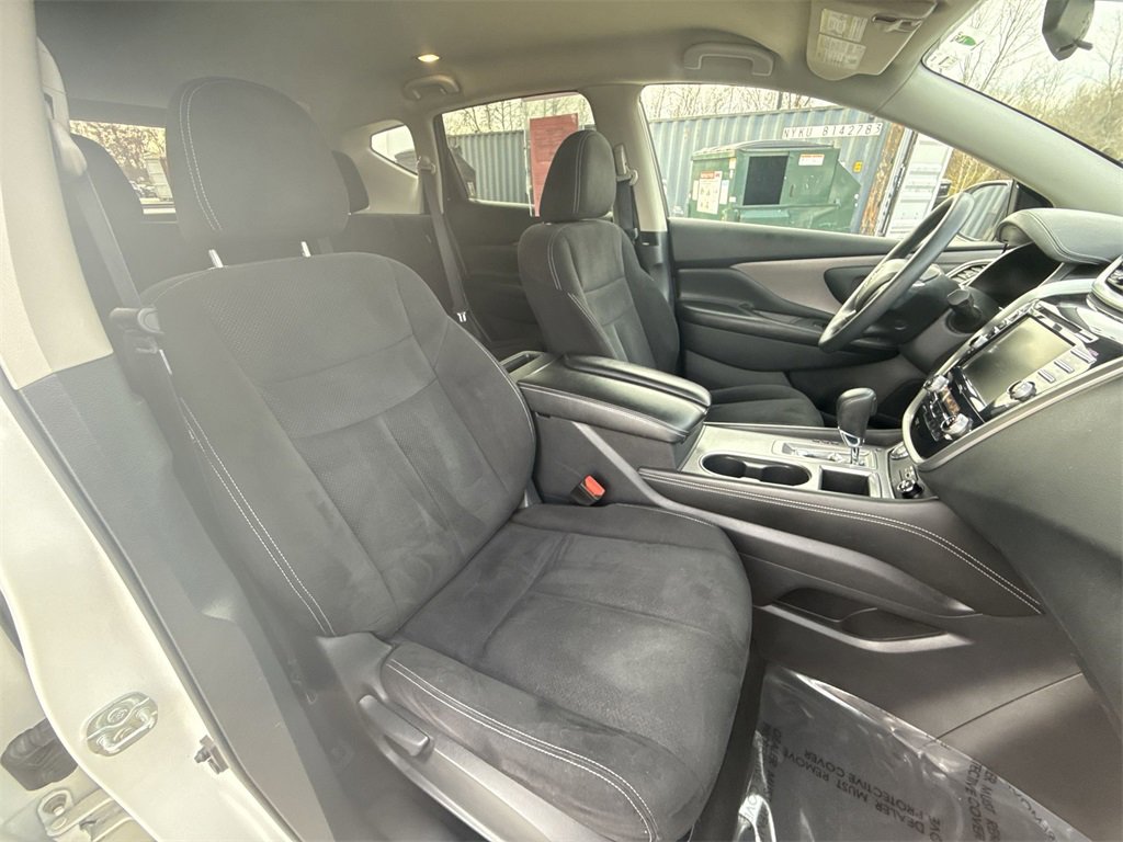 Used 2023 Nissan Murano S image 23