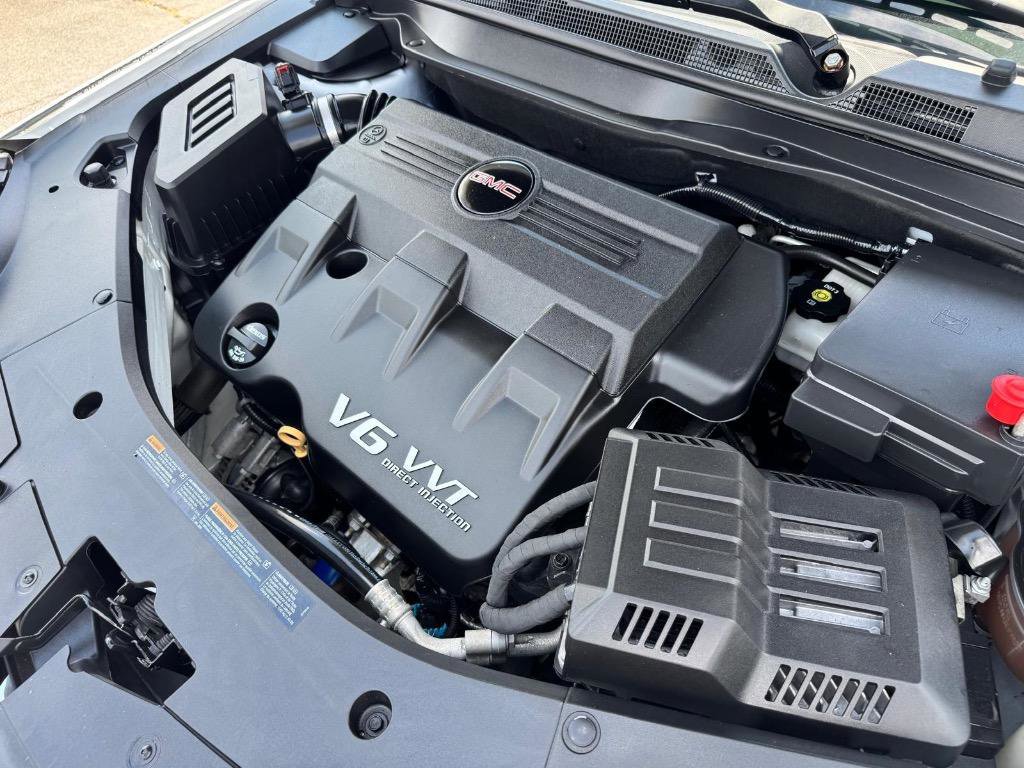 Used 2015 GMC Terrain SLT image 29