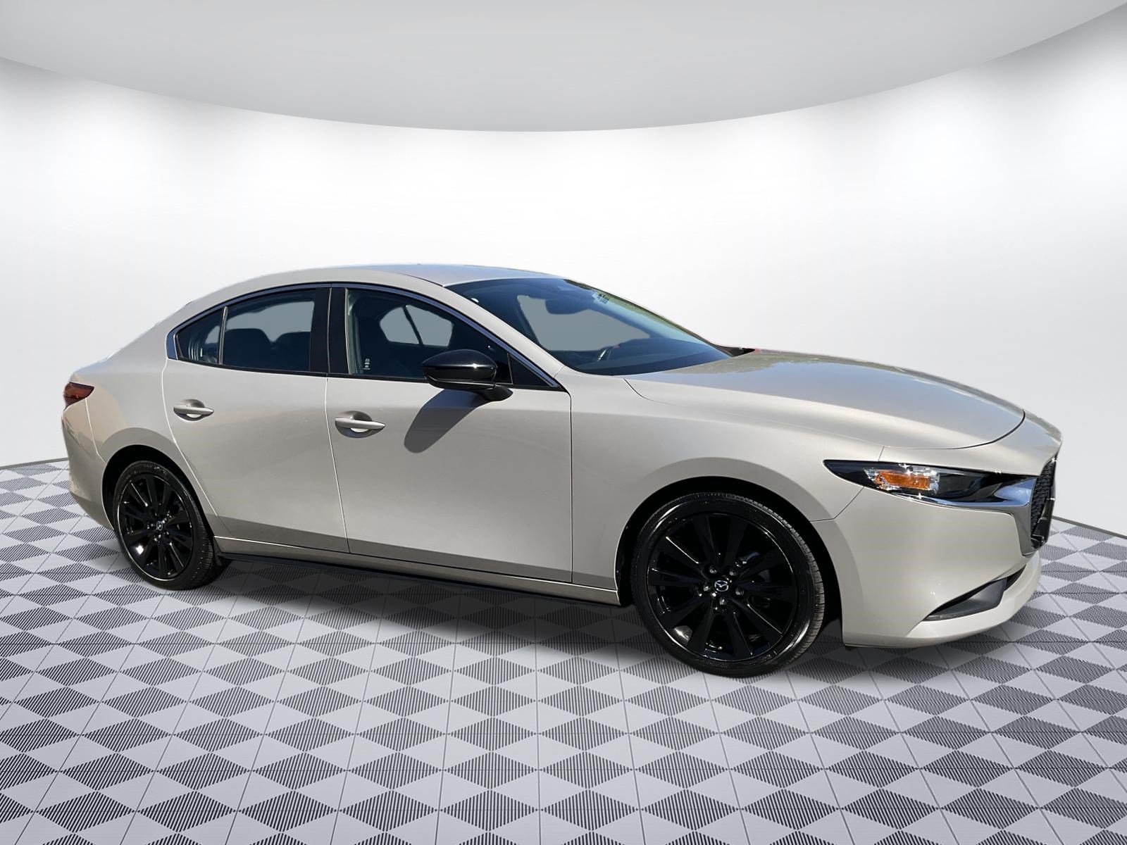 Used 2024 MAZDA MAZDA3 s FWD image 1