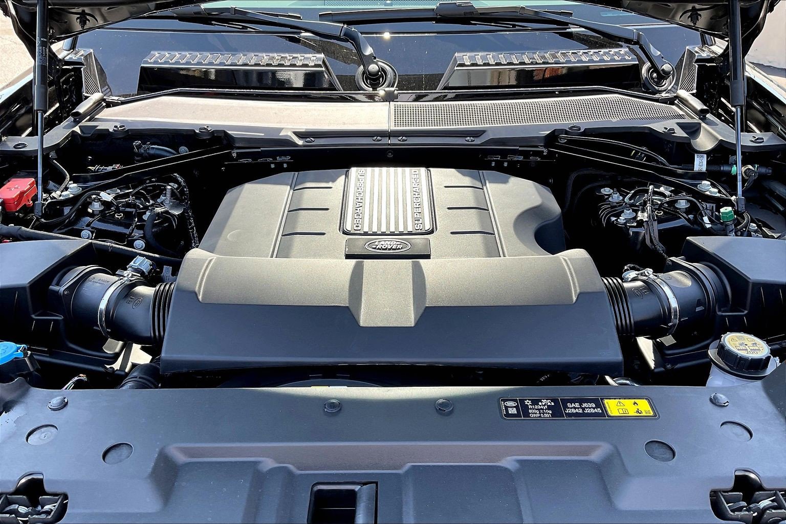 New 2026 Land Rover Defender 110 X-Dynamic SE AWD/4WD image 14