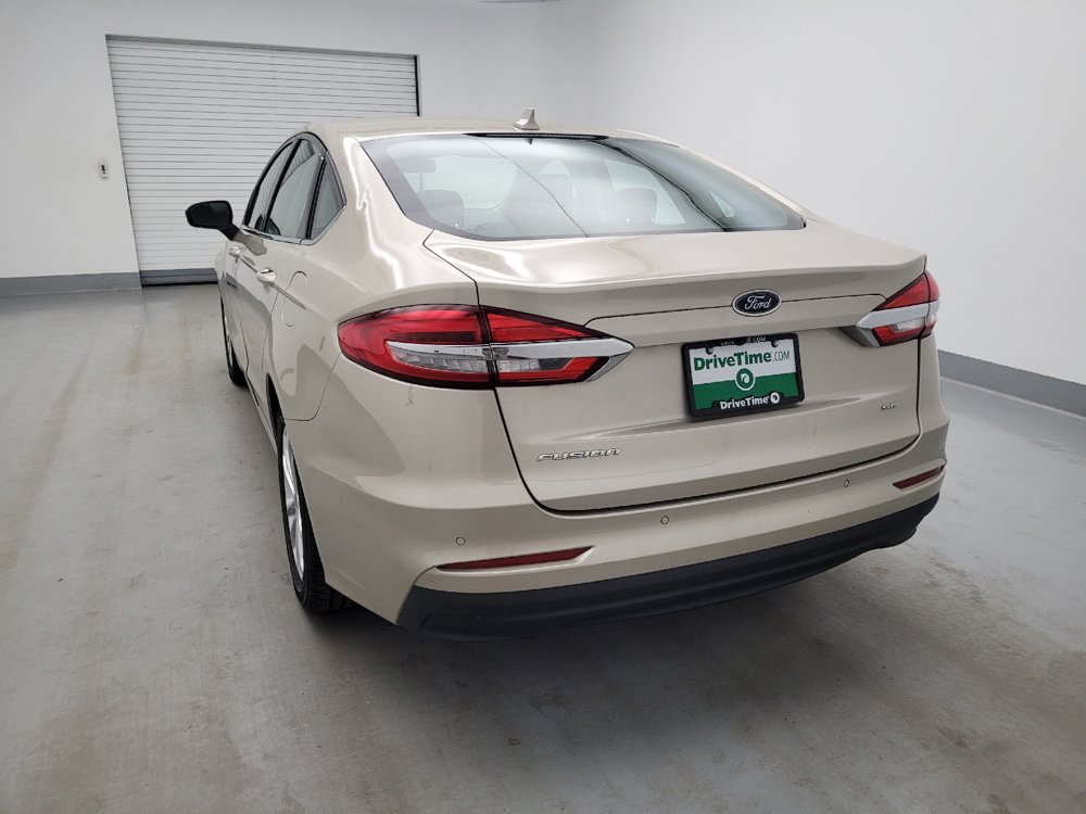 Used 2019 Ford Fusion SE FWD image 6