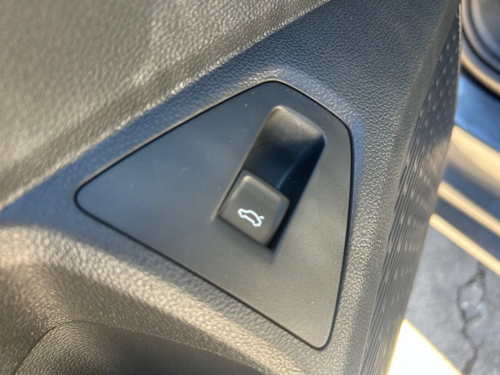 New 2026 Volkswagen Jetta SE FWD image 47