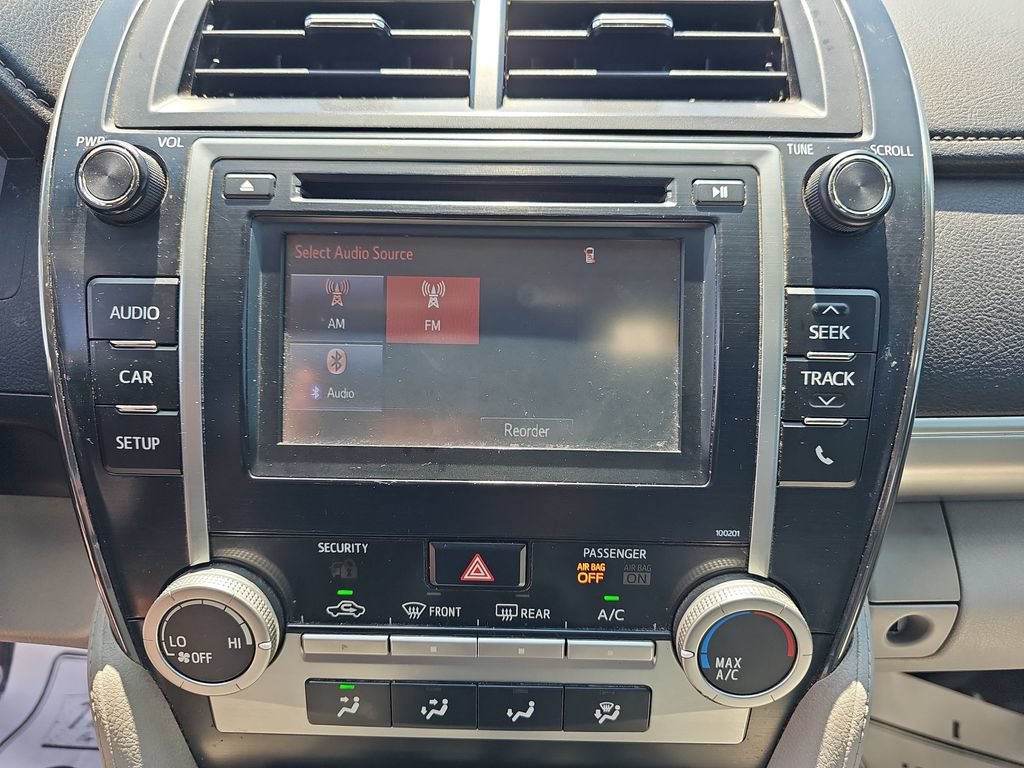 Used 2014 Toyota Camry LE FWD image 22