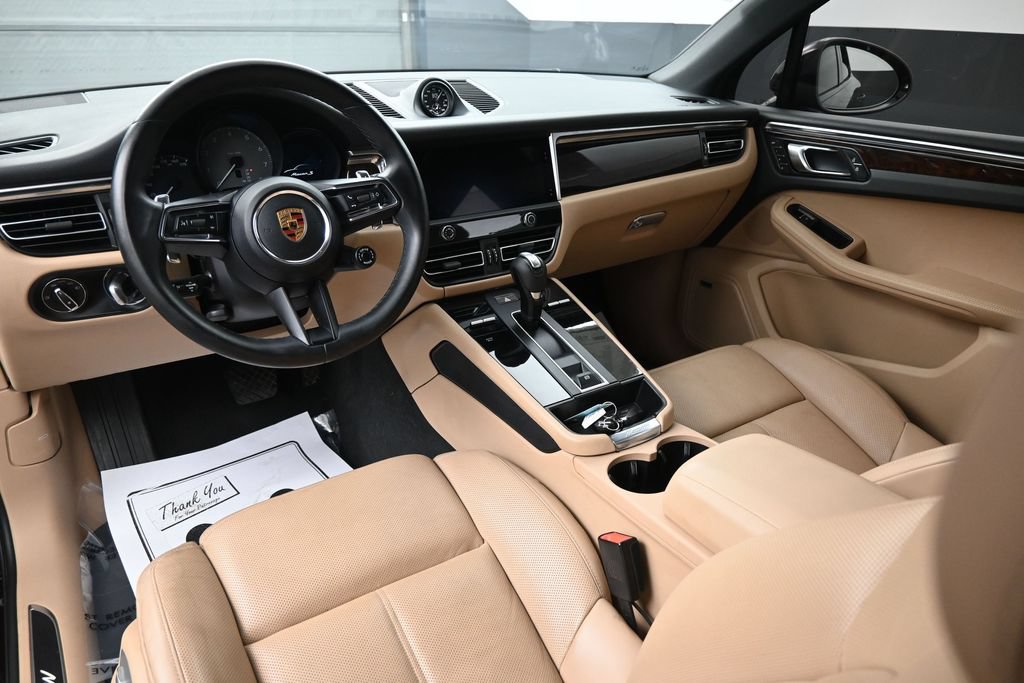 Used 2023 Porsche Macan S AWD/4WD image 34