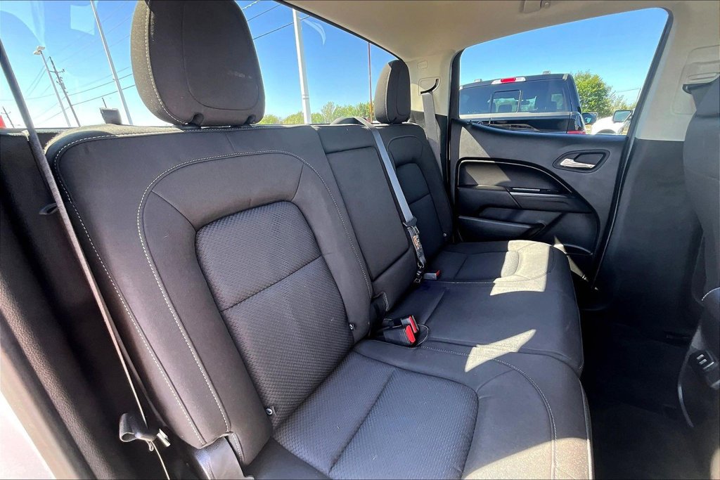 Used 2017 Chevrolet Colorado LT RWD image 29