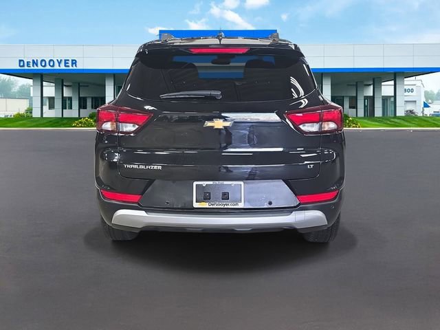 Used 2024 Chevrolet TrailBlazer LT w/ Driver Confidence Package image 9