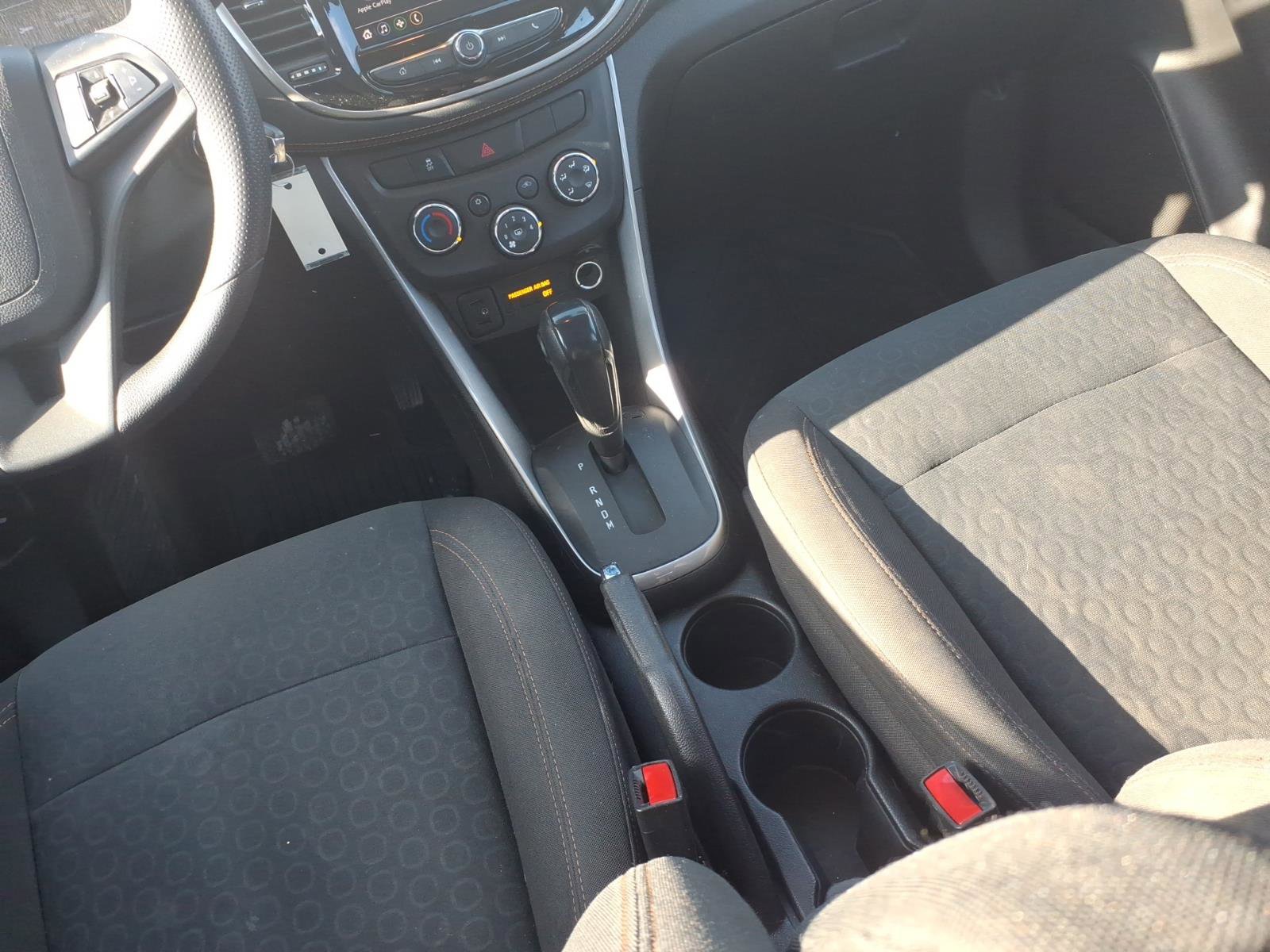 Used 2020 Chevrolet Trax LS image 9