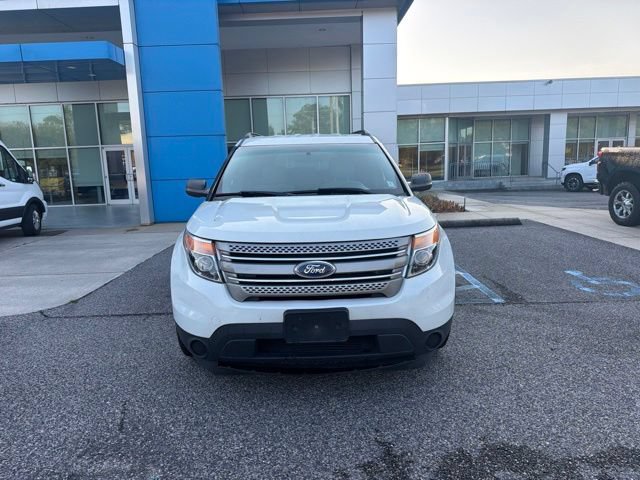 Used 2012 Ford Explorer FWD image 2