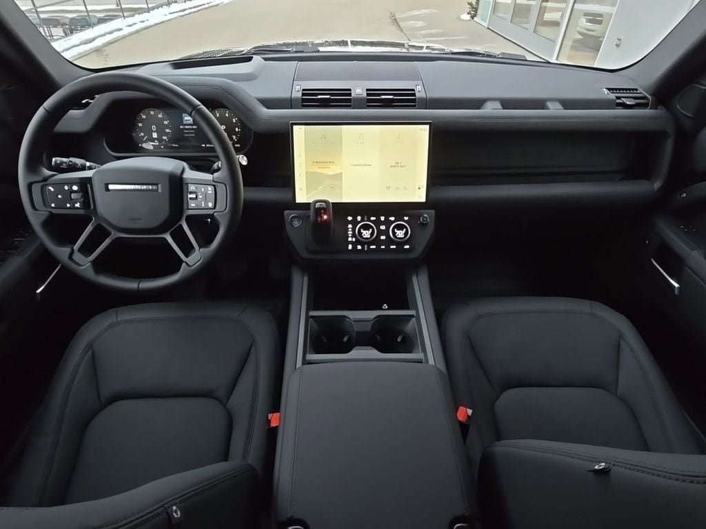 New 2026 Land Rover Defender 130 X-Dynamic SE AWD/4WD image 9