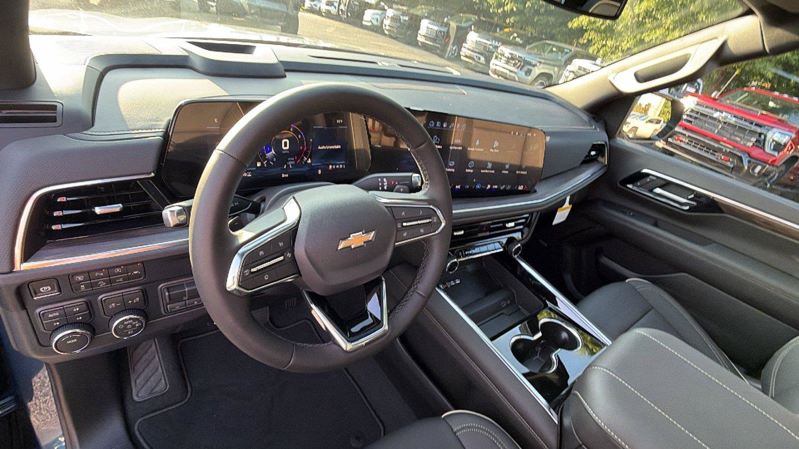 New 2026 Chevrolet Suburban Premier w/ Sun And Tow Package AWD/4WD image 4