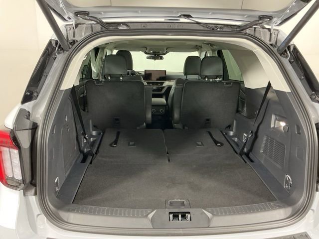 Used 2026 Ford Explorer Active w/ Active Comfort Package image 31
