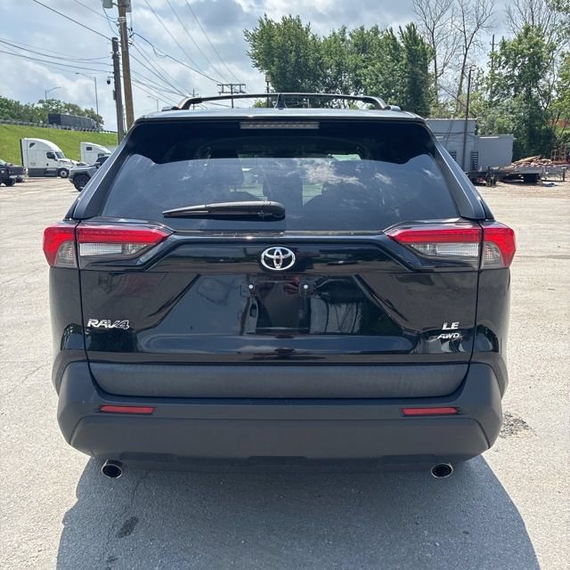 Used 2019 Toyota RAV4 LE w/ All Weather Liner Package AWD/4WD image 8