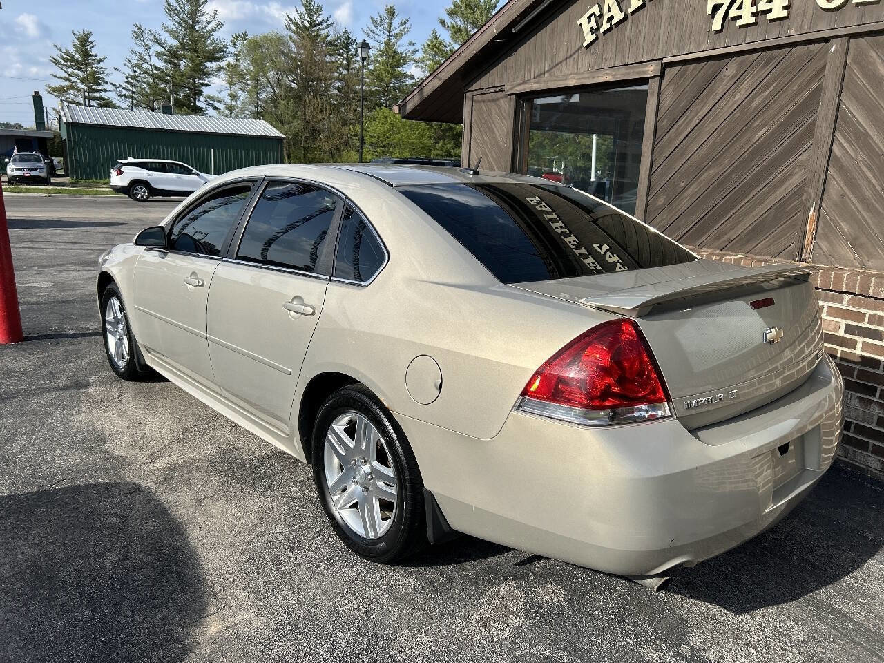 Used 2012 Chevrolet Impala LT FWD image 2