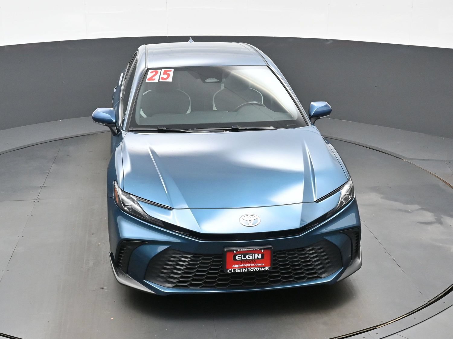 Used 2025 Toyota Camry SE FWD image 36