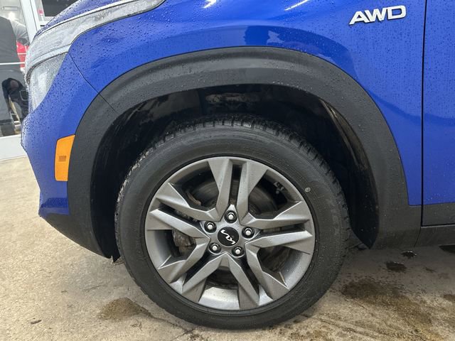 Certified 2022 Kia Seltos LX image 20