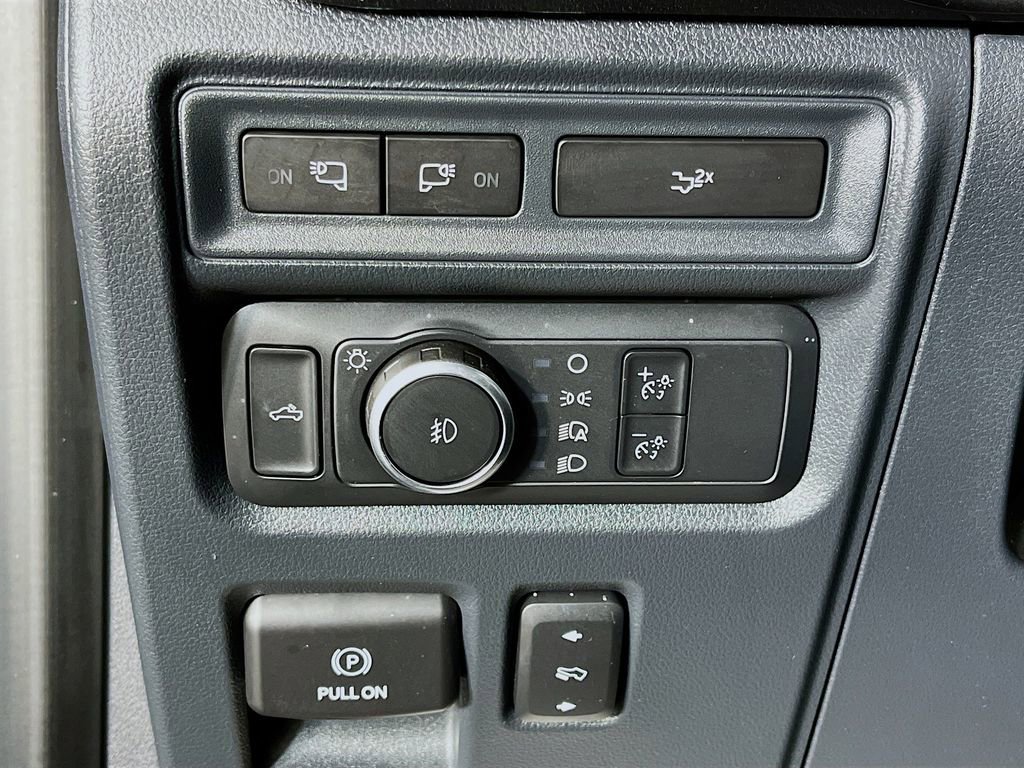 Used 2022 Ford F150 XLT w/ Equipment Group 302A High AWD/4WD image 13