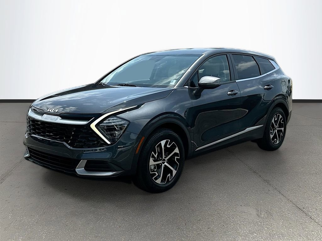 Certified 2024 Kia Sportage EX image 3