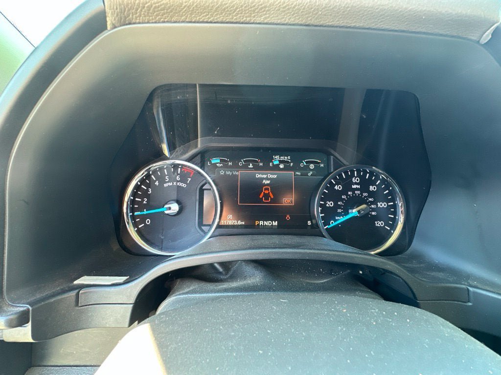 Used 2018 Ford Expedition Limited w/ Equipment Group 301A AWD/4WD image 11