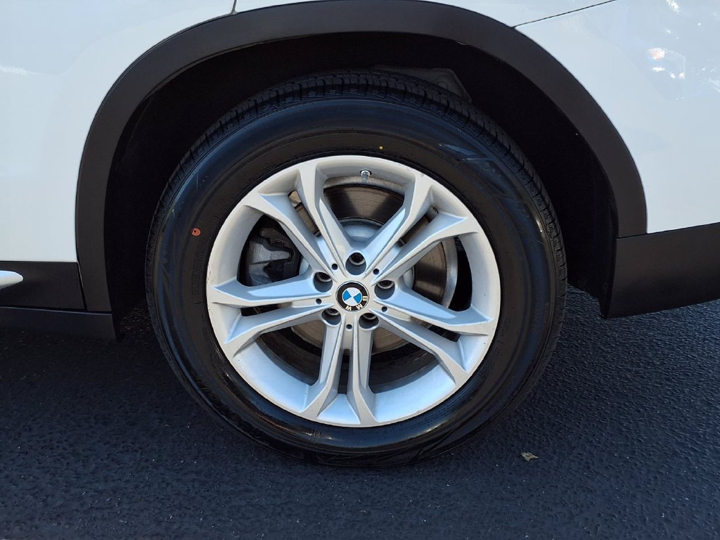 Used 2018 BMW X3 xDrive30i AWD/4WD image 4