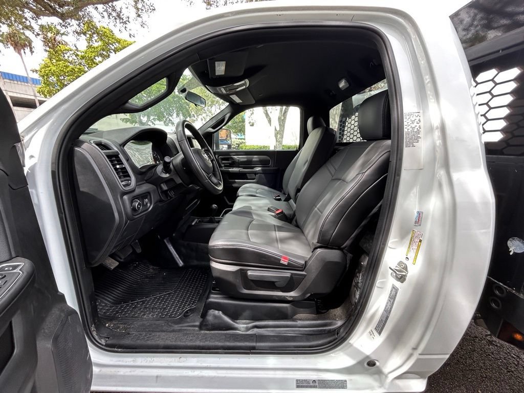 New 2024 RAM 3500 Tradesman AWD/4WD image 16