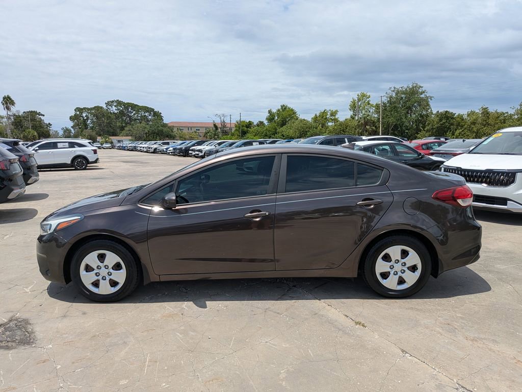 Used 2018 Kia Forte LX w/ LX Popular Package FWD image 5