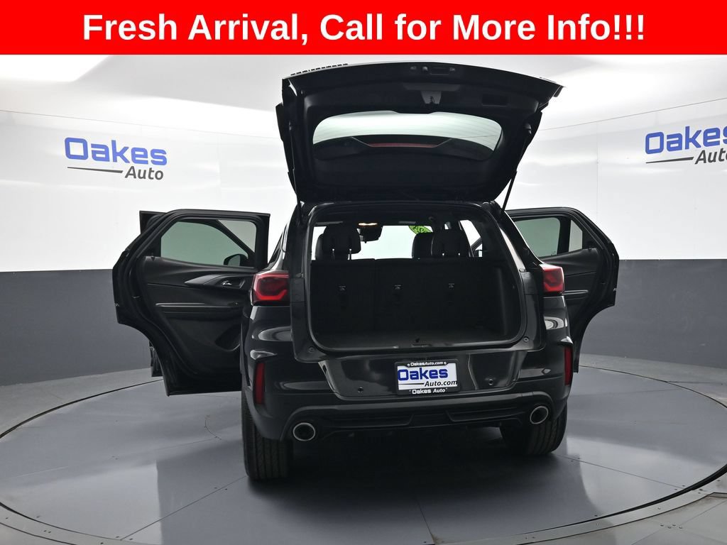 Used 2024 Chevrolet TrailBlazer RS w/ Driver Confidence Package FWD image 55
