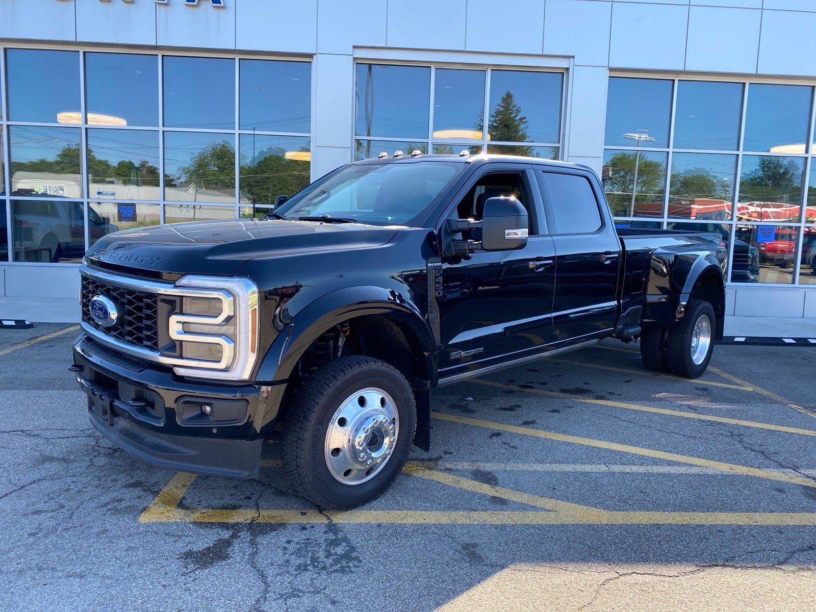 Used 2026 Ford F450 Platinum w/ Camper Package AWD/4WD image 1