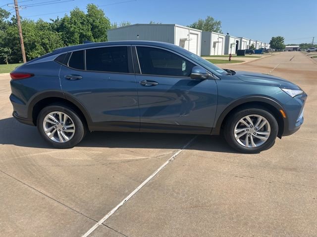 Used 2025 Buick Envista Preferred w/ Convenience I Package FWD image 6