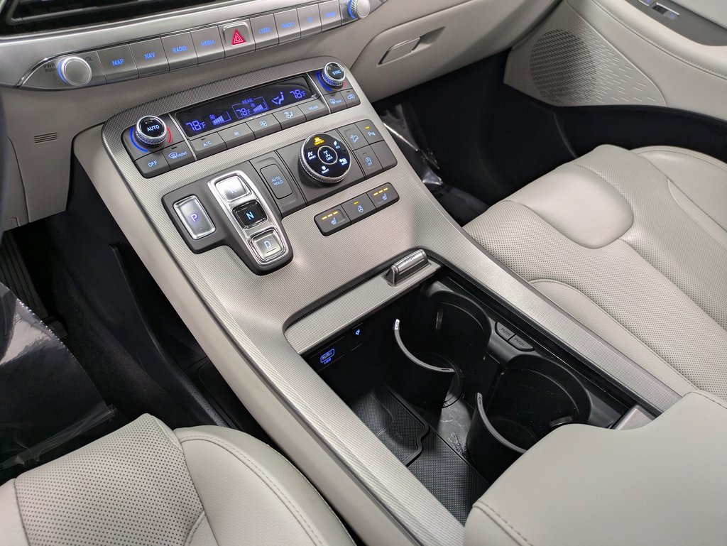 Used 2022 Hyundai Palisade SEL w/ 8P Bench Seat Package image 13