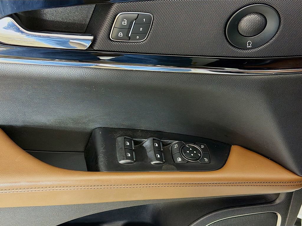 Used 2022 Lincoln Nautilus Reserve w/ Luxury Package image 30