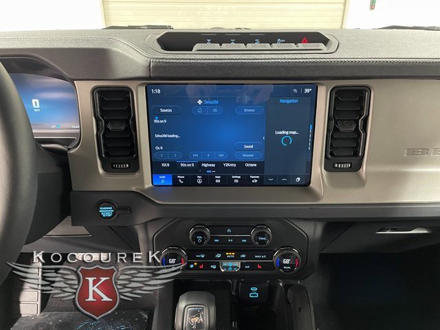 New 2025 Ford Bronco Outer Banks w/ Sasquatch Package image 16