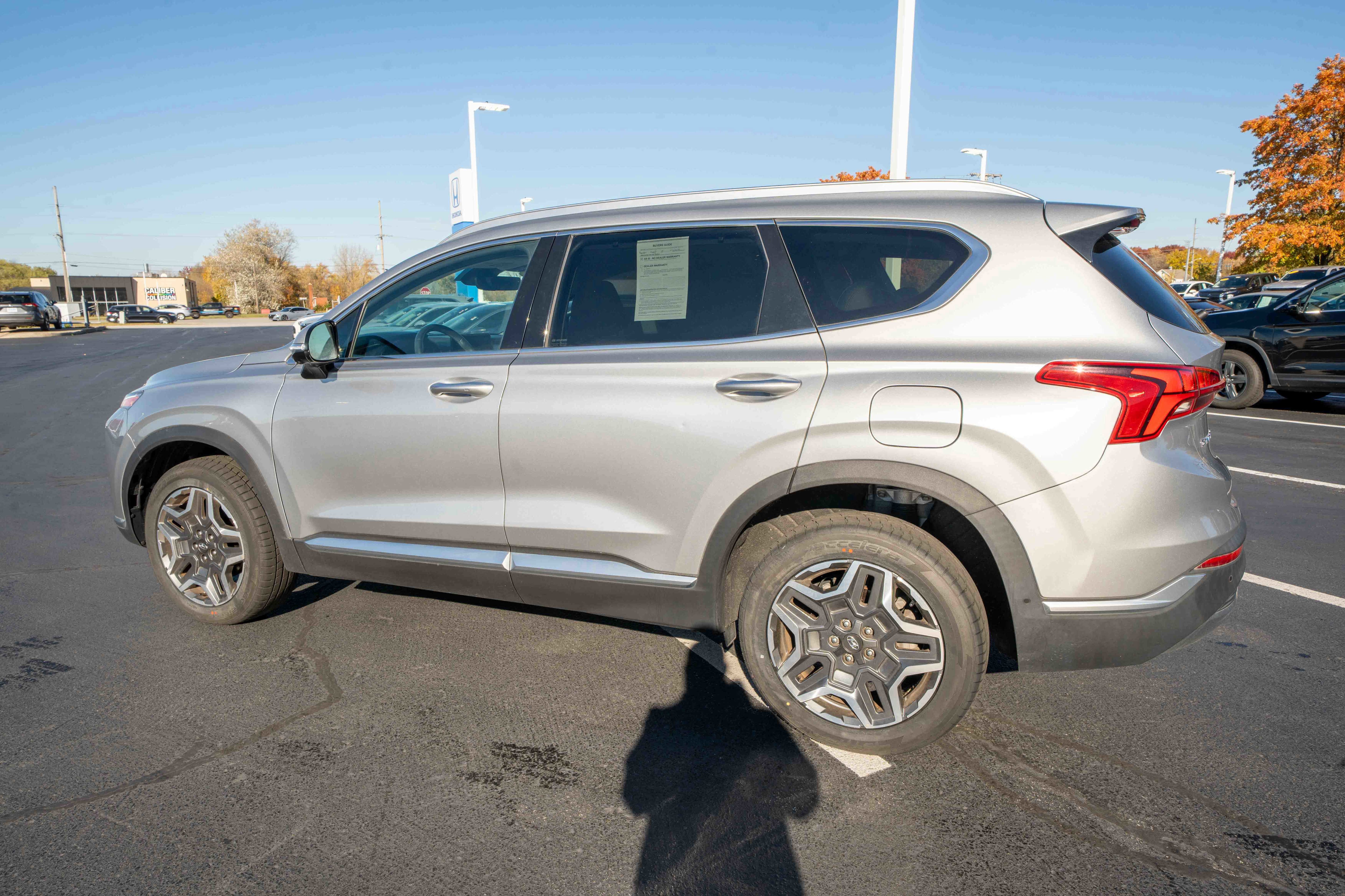 Used 2022 Hyundai Santa Fe Limited image 4