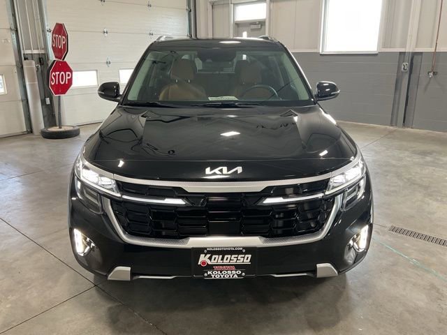 Used 2024 Kia Seltos SX image 2