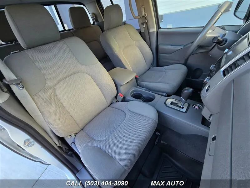 Used 2020 Nissan Frontier SV image 20